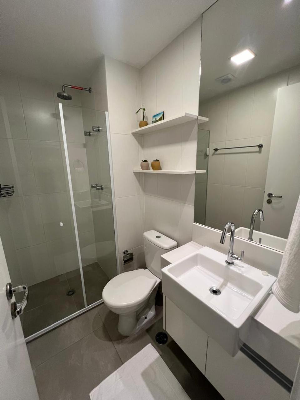 Apezinho Moema Apartamento *